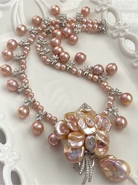 N311-Premium Rose Gold Edison Pearl And Petal Pearl Flower Necklace/Brooch